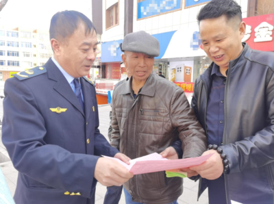 托里縣市場監(jiān)管局開展“憲法法律宣傳月”普法宣傳活動，助力法治建設(shè)